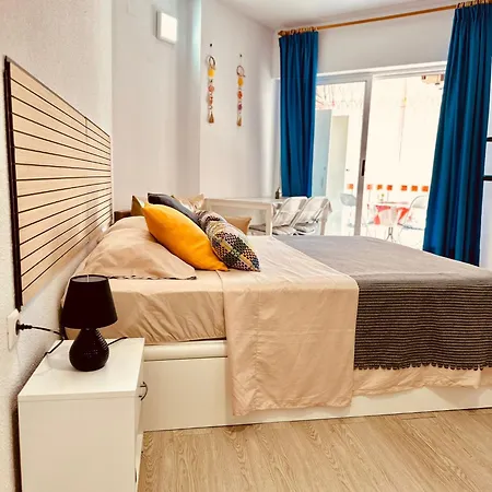 Santana Habaneras - 18 At With Garage, Pool And Lift *