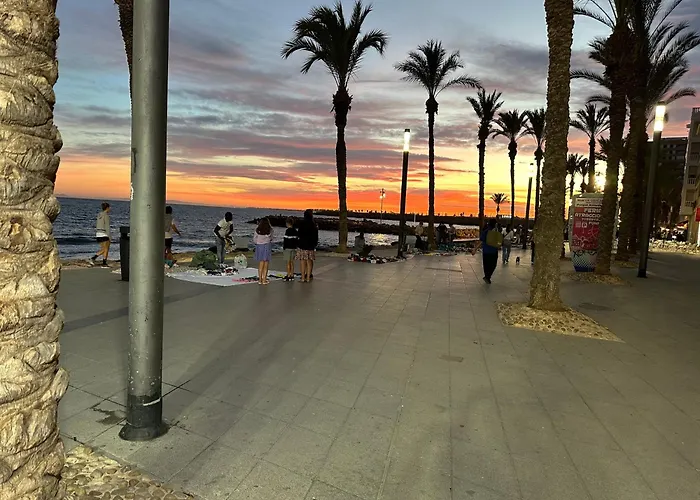 Santana Habaneras - 18 At With Garage, Pool And Lift * Torrevieja