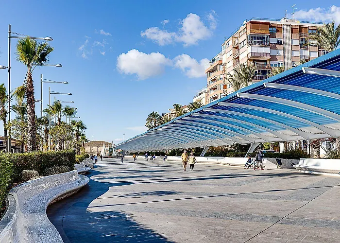 Santana Habaneras - 18 At With Garage, Pool And Lift Torrevieja