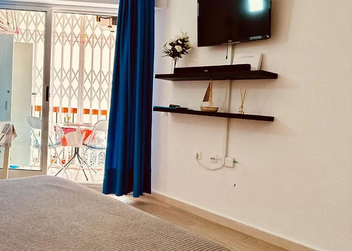 Santana Habaneras - 18 At With Garage, Pool And Lift Torrevieja